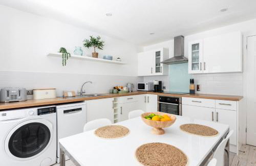 Hideaway - Exclusive marina development, town centre, with parking - Foto 5