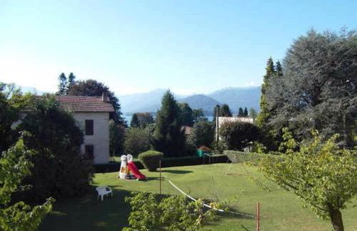 Cerro Lake view perfect for families, walk to the beach! - Photo 25