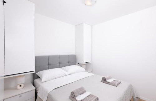 Venti apartments with swimming pool and private parking - Photo 17