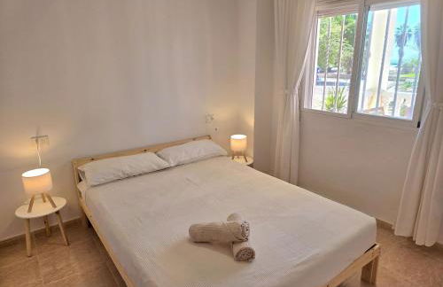 BeachFront Mediterranean Retreat - Foto 30