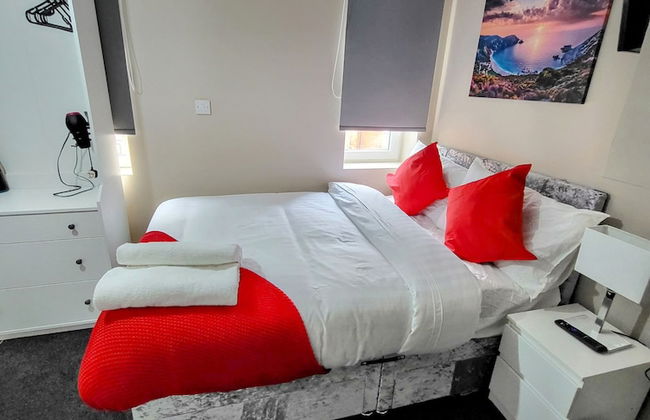 Comfortable Stay - LB Ave - Photo 11