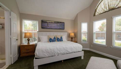 Pool, Games & World Cup Fun for the Whole Family - Foto 5