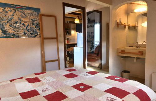 Confortable 3 pièces, 6 pers, balcon sud, proche télésiège, animaux OK, parking, WiFi - FR-1-676-202 - Foto 9