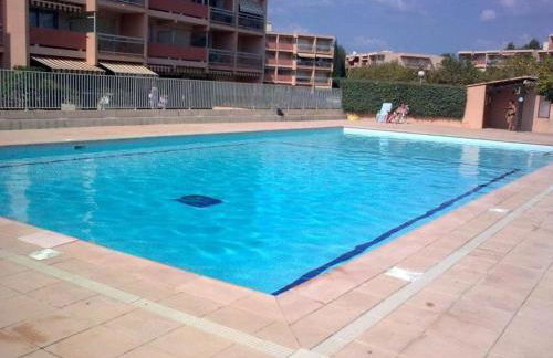 Studio cabine avec terrasse à Bormes-les-Mimosas - FR-1-251-874 - Foto 9