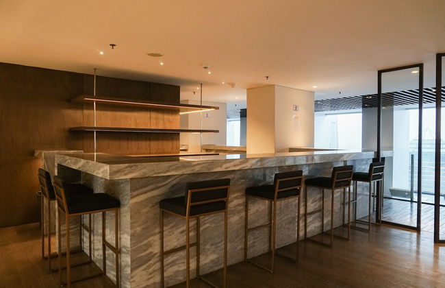 Good Deal And Elegant Studio Ciputra World 2 Apartment - Foto 19