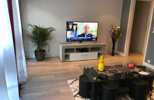 ChezClervie Nanterre City Paris La Défense Arena - Foto 3