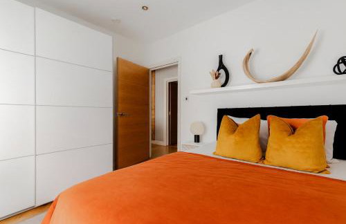 Cool Covent Garden Theatre Design Hub for Families Friends Couples - Foto 30