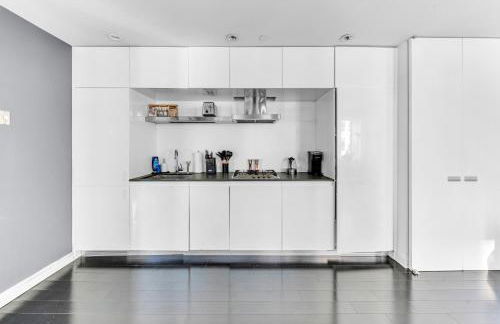 Elegant Midtown Retreat, City Views, Steps to Times Square - Foto 4