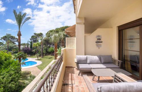 Apto frente al mar con piscina - Foto 10