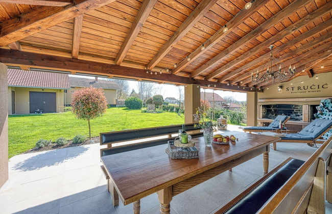 Hedonistic Vineyard Estate With Hot Tub - Foto 27