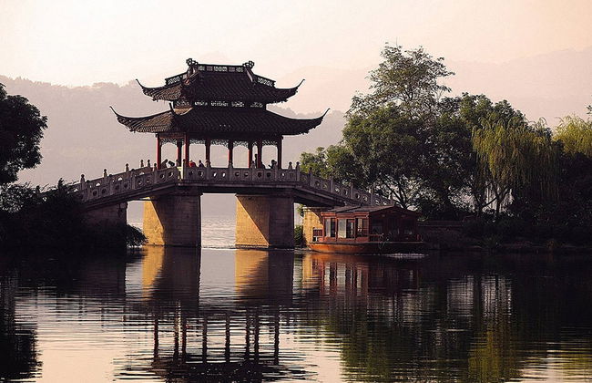 Escursione giornaliera privata alla scoperta dei luoghi più importanti di Hangzhou - Foto 10