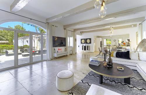 Superbe villa spacieuse, piscine chauffée, padel - Foto 34