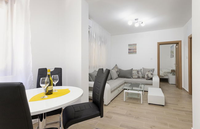 Muo Sea Front Apartments Kotor - Photo 18