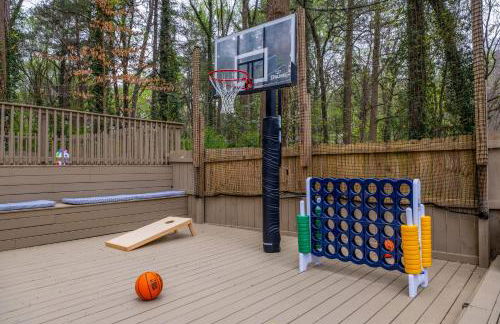 ATL Patio Paradise Pool, HotTub, Theater, GmRm, B-Ball - Foto 8