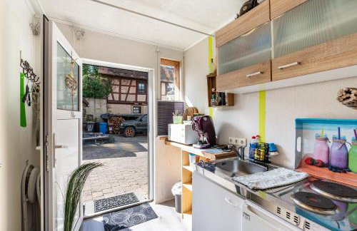 Hobbit Lounge - Photo 17