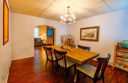 Massive 4 Bed House-Short Walk to Amazing View - Foto 2