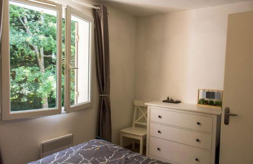 Golf Domaine Albret - Charmant duplex T3 ré-équipé avec piscine et terrasse aménagée - Foto 9