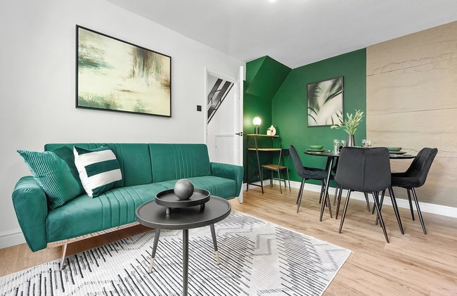 2BR Flat, Free Parking, Close to Airport & Centre - Foto 64