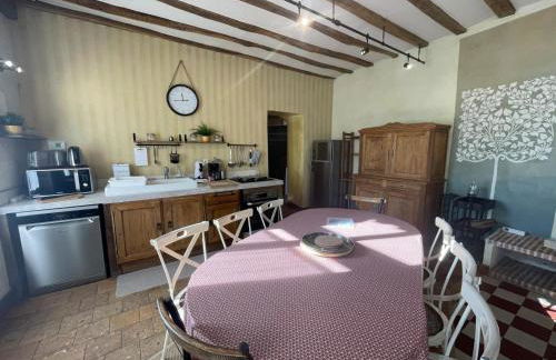 Gîte de charme avec parking, animaux admis, proche de Tours - FR-1-381-638 - Foto 7