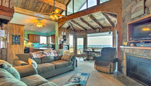 Lakefront Montague Cottage w/ Deck & Beach! - Foto 3