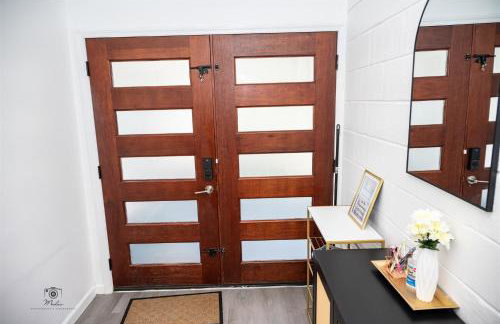 KLIZZ Suites - Photo 64