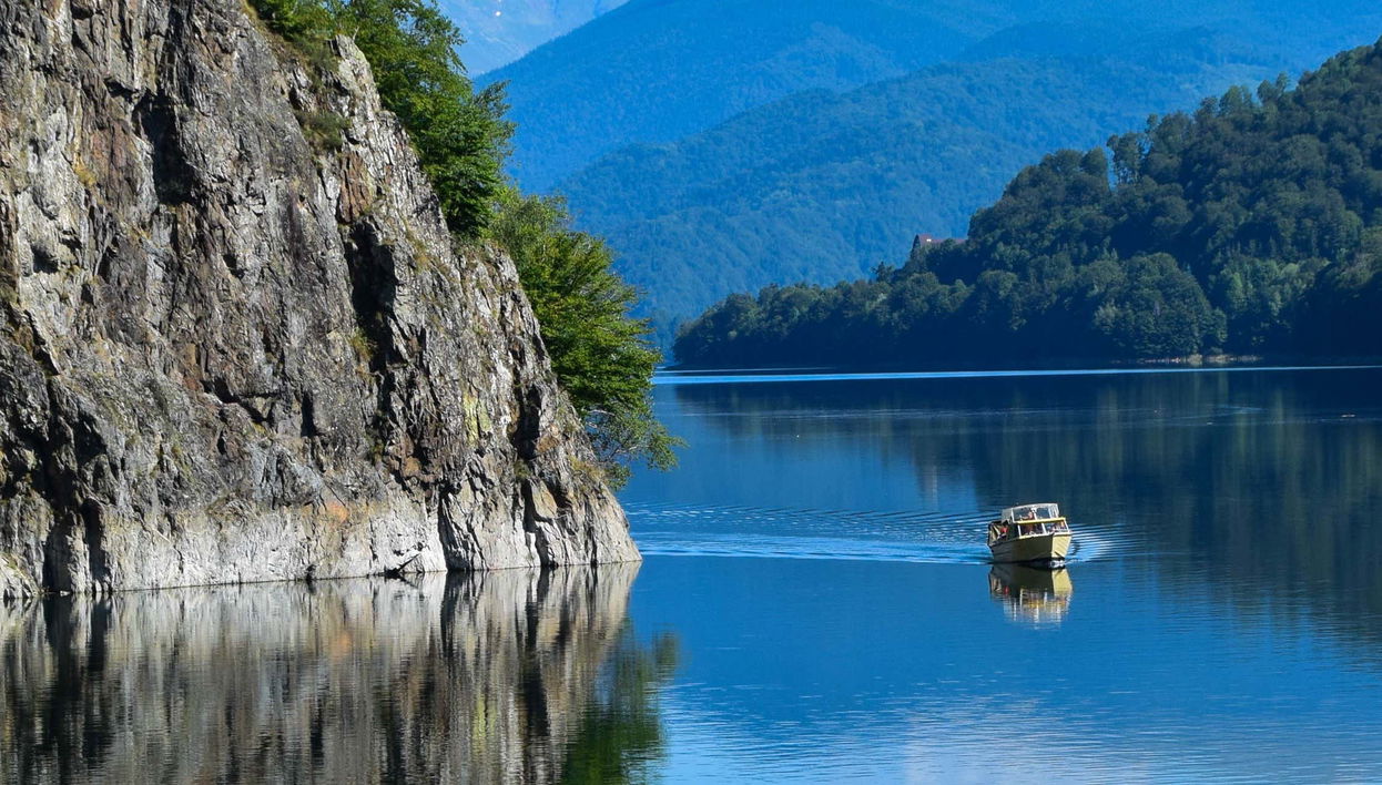 Alquiler de barco sin licencia en Como