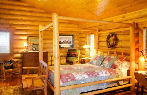 Lacys Log Cabin Alto Home with Mountain Views! - Foto 13