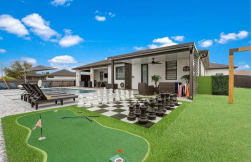 Relax & Play in Cape Coral Pool BBQ Family Fun - Foto 7