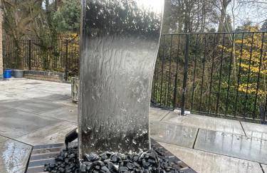 Riverside 2 Bedroom Townhouse with Car Charger - Foto 17