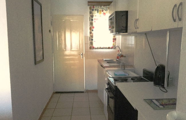 Your Home Away from Home - Photo 4