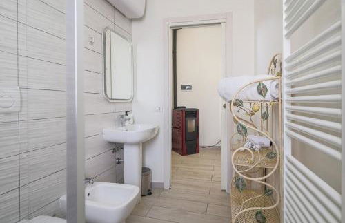 Jacuzzi & Relax - Casa Indipendente 20min da Milano - Foto 21