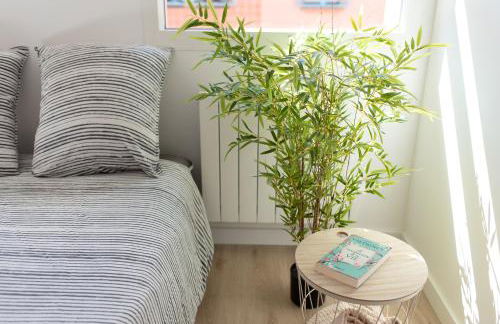 T2 avec parking gratuit - proximité gare - Foto 7