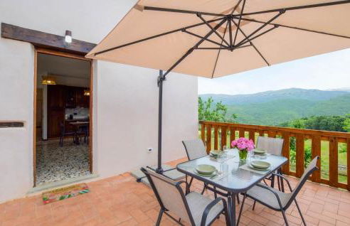 Beautiful Home In Bibbiena With Wifi - Foto 9