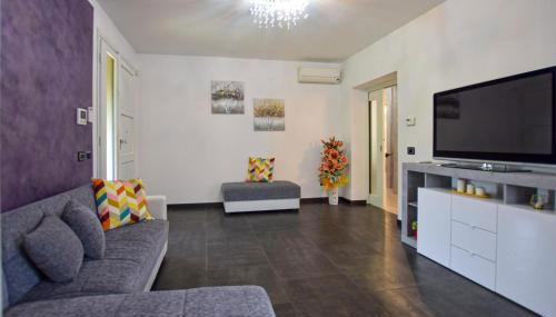 Cozy Apartment In Santa Maria A Monte - Foto 5