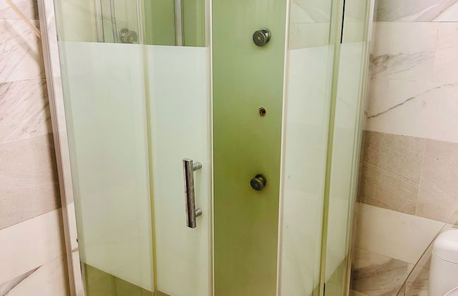 Villa Amina Splendid and Elegant - Photo 17