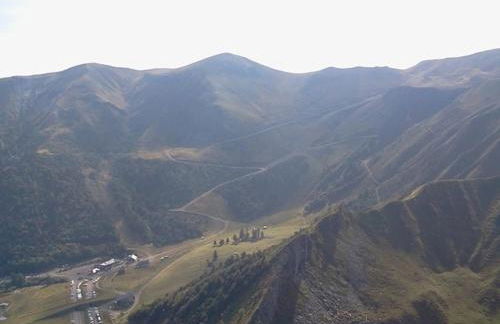 Confortable F2 bis avec balcon au pied des pistes et parking, Mont-Dore - FR-1-415-170 - Foto 11