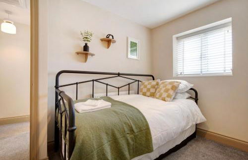 Beautifully refurbished cottage in lower Wivenhoe. - Foto 13