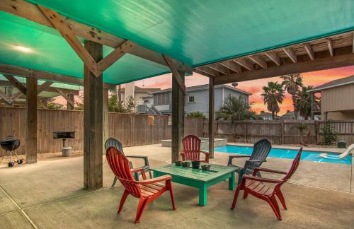 Boogie Board Bungalow - Pet Friendly! Private Pool! - Photo 12