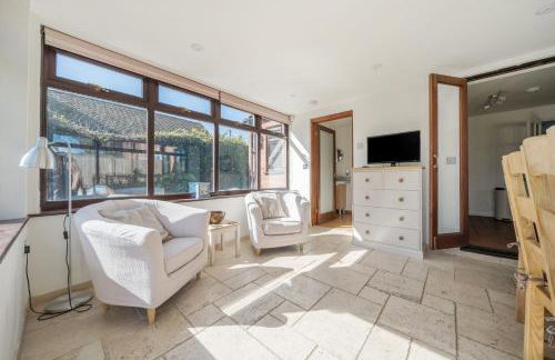 Pickles Cottage - Photo 8