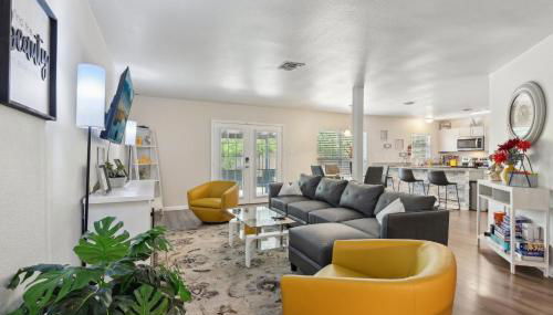 Modern Rental Near Medical Center, Six Flags, UTSA, La Cantera, Lackland AFB - Foto 5