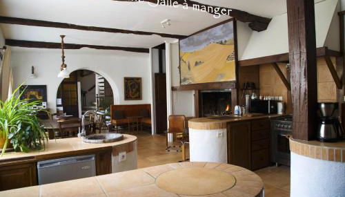 Villa spacieuse à Crastes avec piscine privée et vue montagne - Photo 4