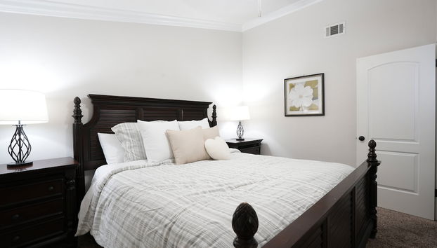 Sweet 4 bedroom, 3 bath plus Loft Bedroom, Pool Home - Photo 4