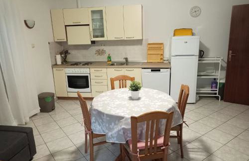 Apartments Vodarić Loznati - Foto 10