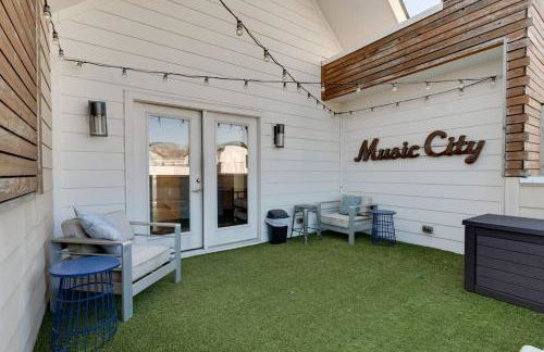 Epic Location- Steps from 12th S, Sleep12 - Foto 17