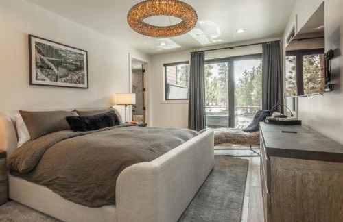 New Luxury 4BR /3BA Obsidian Reserve #110 – Hot Tub, 2-Car Garage, Pool Table, Mount Views! - Foto 18