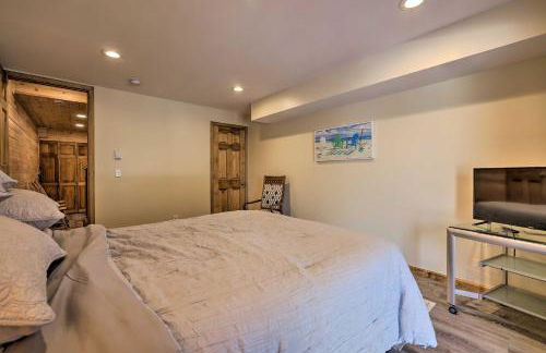 Large Deck and Resort Amenities Lake Ariel Retreat - Foto 23