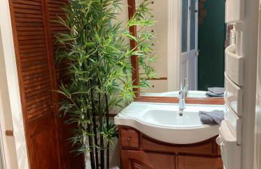 Et au pied coule une rivière, situation et vue idéales - Foto 23