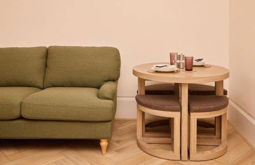 The Corner by the Castle - Photo 32