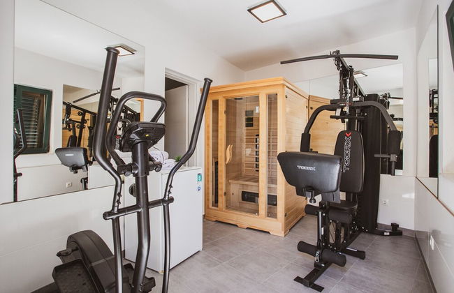 A2 - Luxury apt w Terrace, Gym, Jacuzzi & Sauna - Foto 10