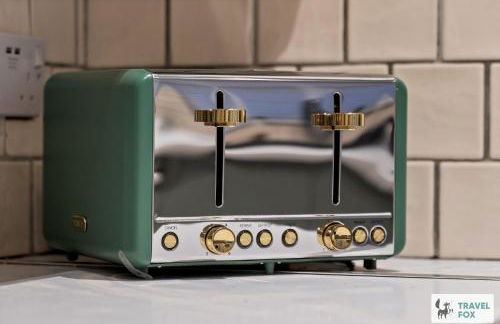 Liz's 4 Bed House: Close to the Motor Point Arena - Foto 6